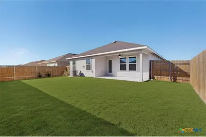 1405 Parkwood, Seguin, TX 78155 - Photo 33