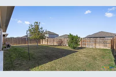 326 Northshore Trail, New Braunfels, TX 78130 - Photo 17