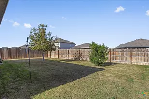 326 Northshore Trail, New Braunfels, TX 78130 - Photo 17