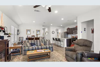 326 Northshore Trail, New Braunfels, TX 78130 - Photo 5