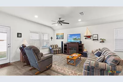 326 Northshore Trail, New Braunfels, TX 78130 - Photo 3