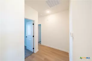 727 Liberty Park Dr, Belton, TX 76513 - Photo 15