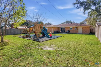 505 Suzanne Street, Edna, TX 77957 - Photo 23