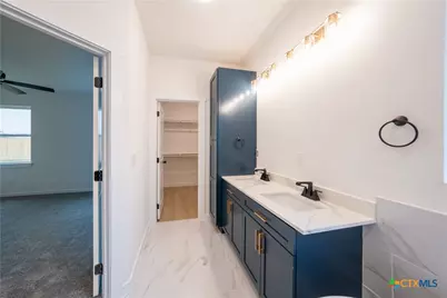 815 Liberty Park Drive, Belton, TX 76513 - Photo 9