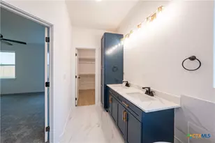 815 Liberty Park Dr, Belton, TX 76513 - Photo 9