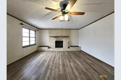616 W Avenue E, Copperas Cove, TX 76522 - Photo 3