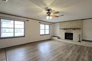 616 W Ave E, Copperas Cove, TX 76522 - Photo 5