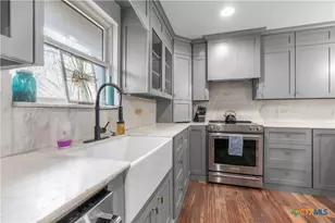 308 Liberty St, Gatesville, TX 76528 - Photo 9