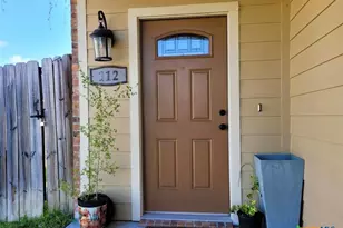 112 Teakwood Dr, Victoria, TX 77901 - Photo 1