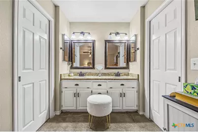 11207 Oak Tree Drive, Salado, TX 76571 - Photo 17