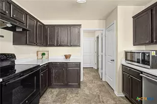 1049 Hamilton Ln, Belton, TX 76513 - Photo 11