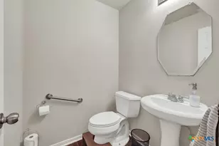 509 Roadrunner Ave, New Braunfels, TX 78130 - Photo 31