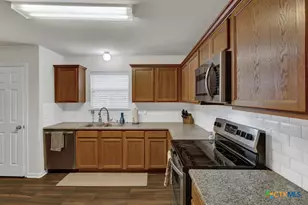 509 Roadrunner Ave, New Braunfels, TX 78130 - Photo 17