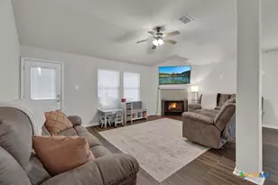 509 Roadrunner Ave, New Braunfels, TX 78130 - Photo 13