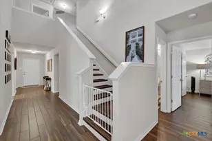 509 Roadrunner Ave, New Braunfels, TX 78130 - Photo 5