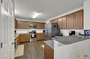 509 Roadrunner Ave, New Braunfels, TX 78130 - Photo 15