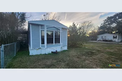 2105 E North Street, Victoria, TX 77901 - Photo 1