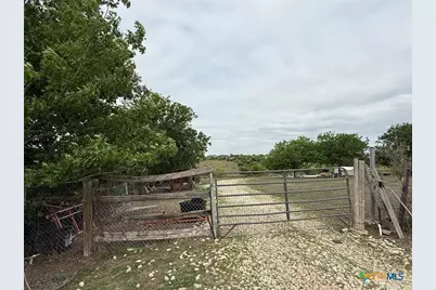 1796 County Road 139, Hutto, TX 78634 - Photo 11