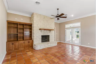 106 Pebble Brook, Victoria, TX 77904 - Photo 5