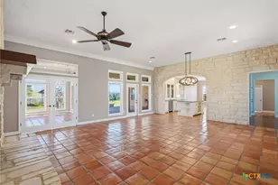 106 Pebble Brk, Victoria, TX 77904 - Photo 3