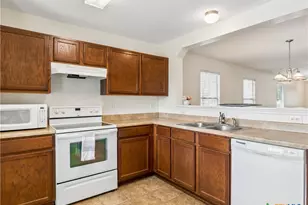 244 Cactus Patch, Selma, TX 78154 - Photo 13