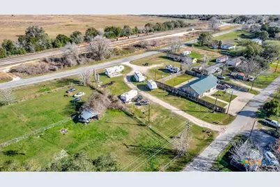 10537 Fm 616, Lolita, TX 77971 - Photo 11