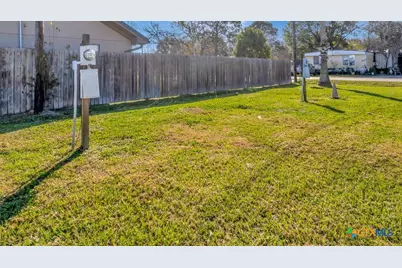 10537 Fm 616, Lolita, TX 77971 - Photo 9