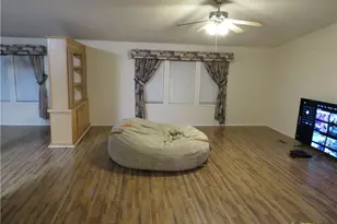 945 Co Rd 208, Lampasas, TX 76550 - Photo 23