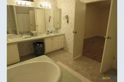 945 County Road 208, Lampasas, TX 76550 - Photo 43
