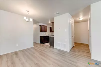 605 Lost Trail #B, Copperas Cove, TX 76522 - Photo 5