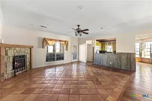 4680 Dreibrodt Rd, San Marcos, TX 78666 - Photo 9