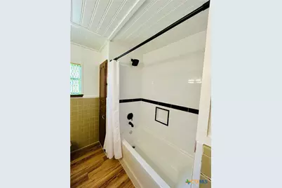 1040 S Hwy 80, Nixon, TX 78140 - Photo 23