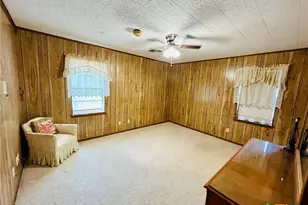 1040 S Hwy 80, Nixon, TX 78140 - Photo 25