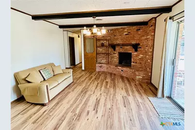 1040 S Hwy 80, Nixon, TX 78140 - Photo 15