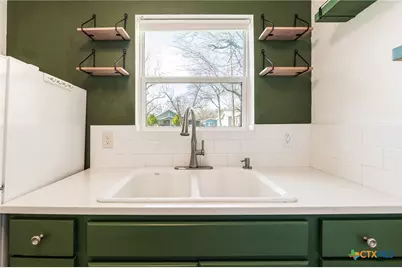 1007 S 25th Street, Temple, TX 76504 - Photo 7