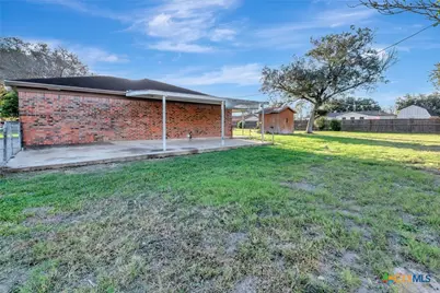 110 Fawn Drive, Victoria, TX 77905 - Photo 17