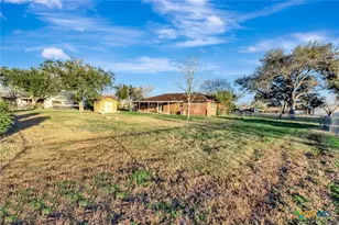 110 Fawn Dr, Victoria, TX 77905 - Photo 23