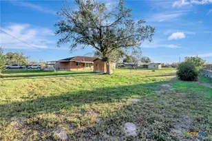 110 Fawn Dr, Victoria, TX 77905 - Photo 21