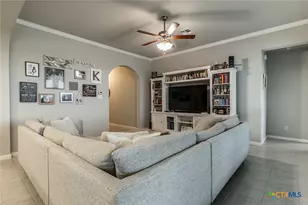 6142 Fairburn Ct, Temple, TX 76502 - Photo 9