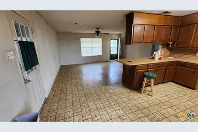 2002 Airville Road, Temple, TX 76501 - Photo 17