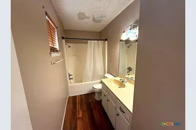 1420 Avalon Street, Port Lavaca, TX 77979 - Photo 11