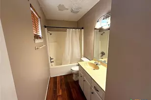 1420 Avalon St, Port Lavaca, TX 77979 - Photo 11