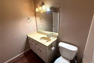 1420 Avalon St, Port Lavaca, TX 77979 - Photo 7