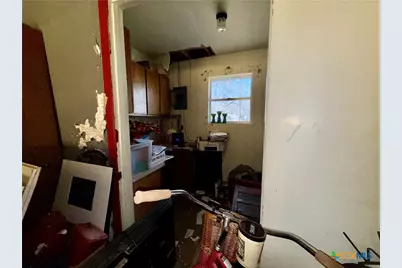 1209 W Avenue A, Lampasas, TX 76550 - Photo 13