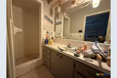 1209 W Avenue A, Lampasas, TX 76550 - Photo 15