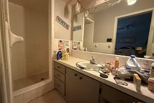 1209 W Ave A, Lampasas, TX 76550 - Photo 15