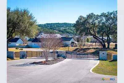 837 Bingham Lane, New Braunfels, TX 78132 - Photo 9