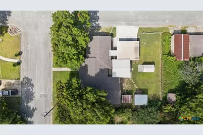 811 Nixon Street, Lockhart, TX 78644 - Photo 29