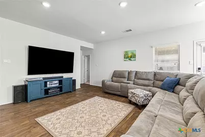 302 N Richland Drive, Lockhart, TX 78644 - Photo 9