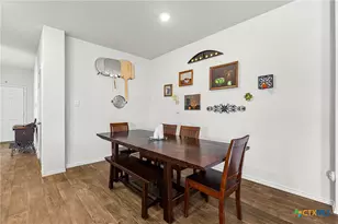 302 N Richland Dr, Lockhart, TX 78644 - Photo 5